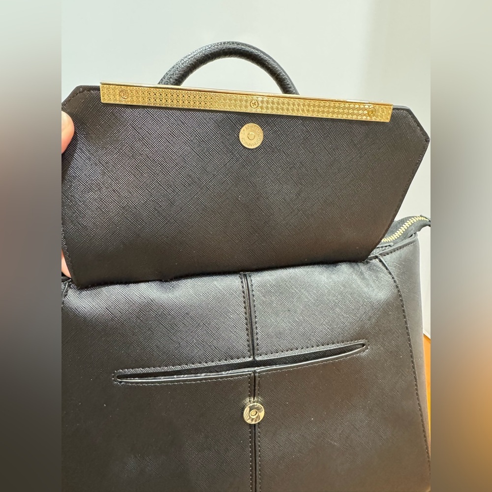 Steve Madden black handbag with textured fabric - Picture 11 of 14